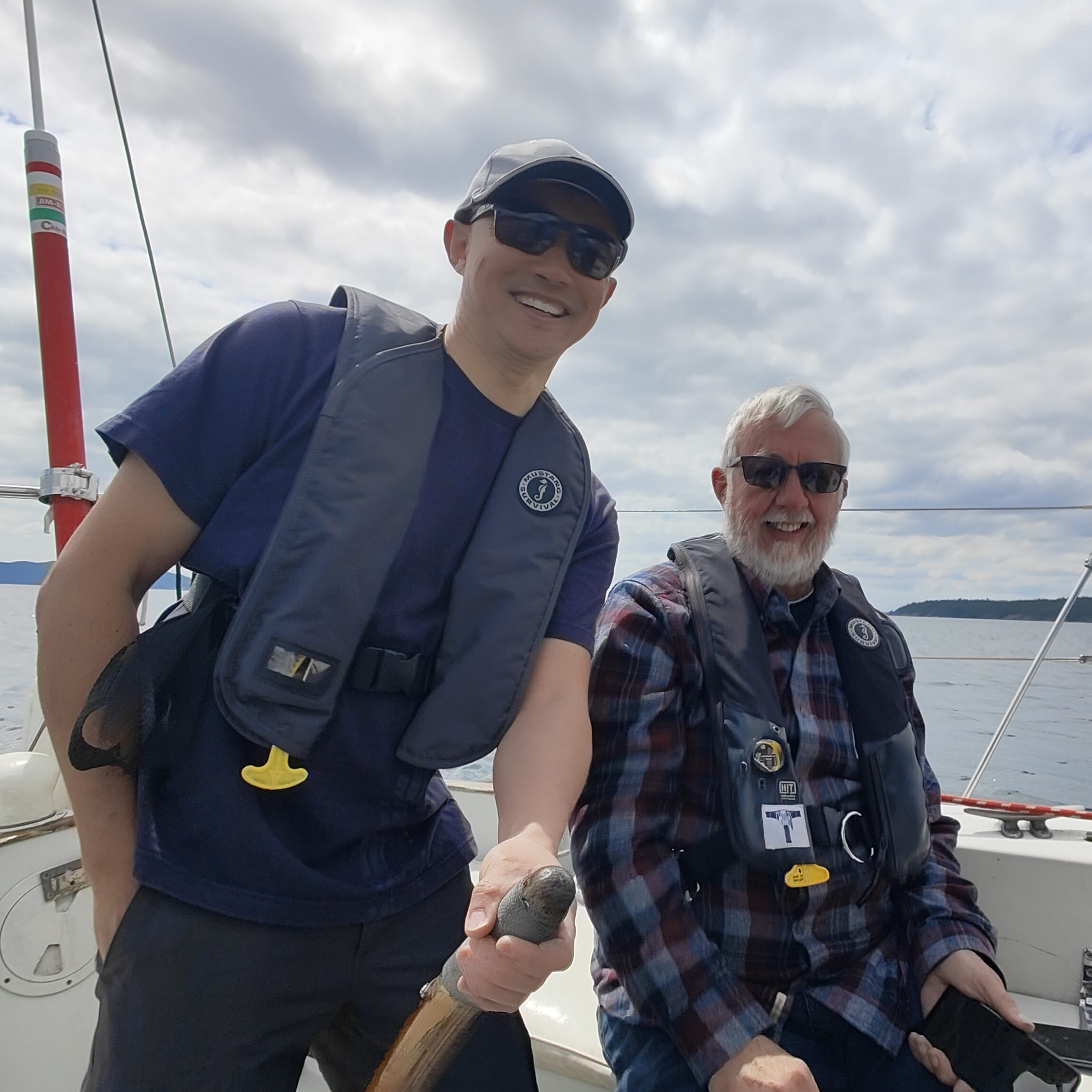 LMYC community members sharing skills during a welcoming sailing workshop