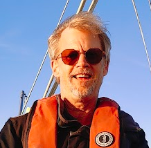 Portrait of LMYC Past Commodore Mark Loenen